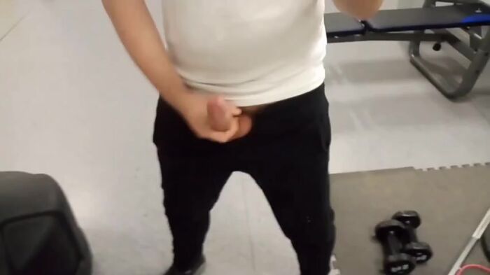 Пидорас, хочешь отсосать?