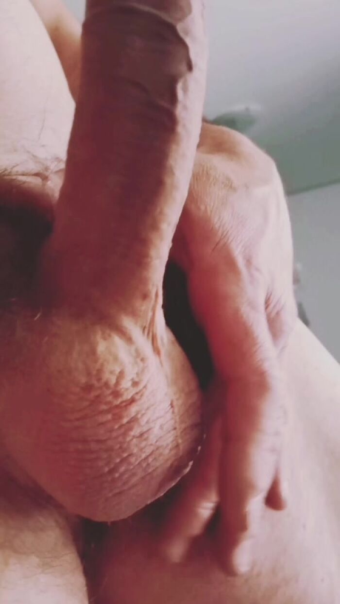 Играюсь с хуем