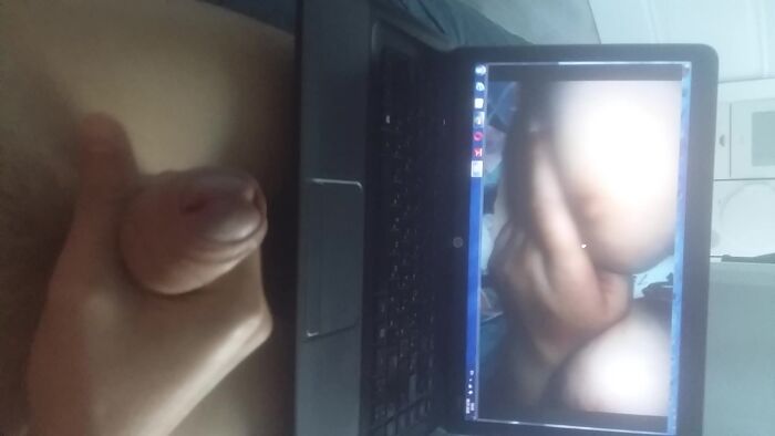 Свежая дрочка часть 2