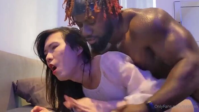 классно трахает