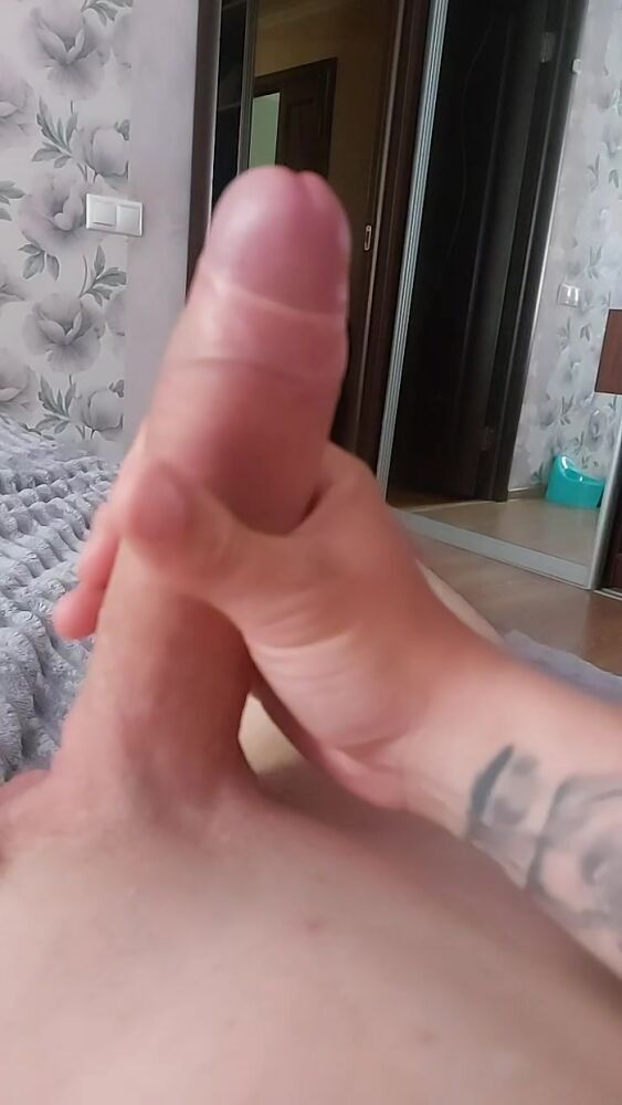 Кто присядет на него сверху?)