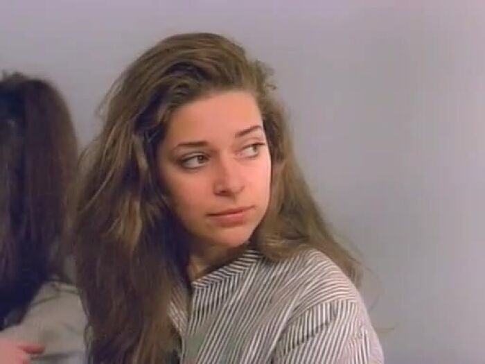 iшлюшки отжигают