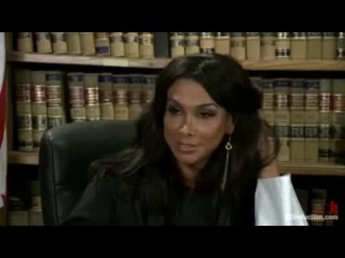 Мужика трахает транс