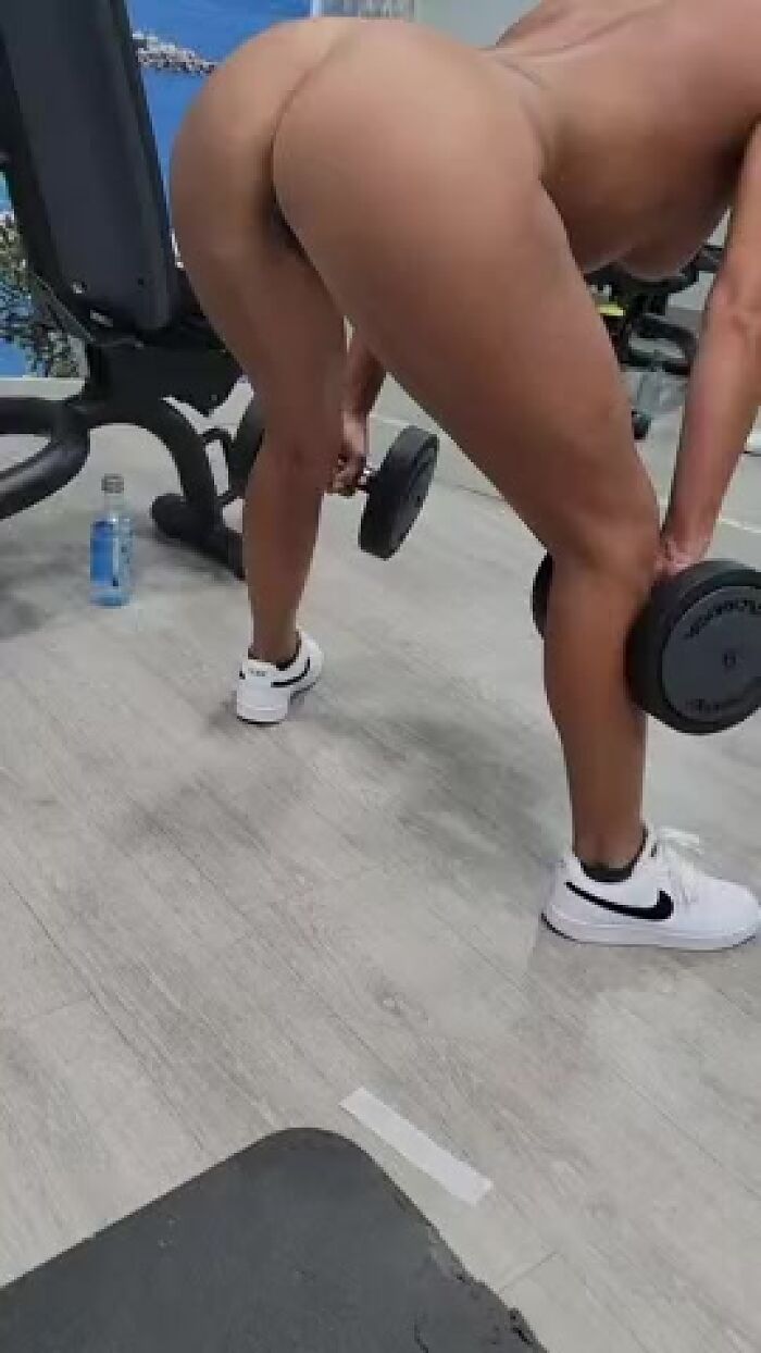 В спорт зале