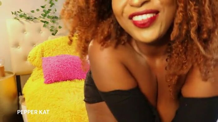 Шоколадная милфа огонь