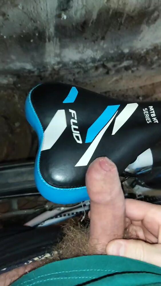 Я и велосипед)