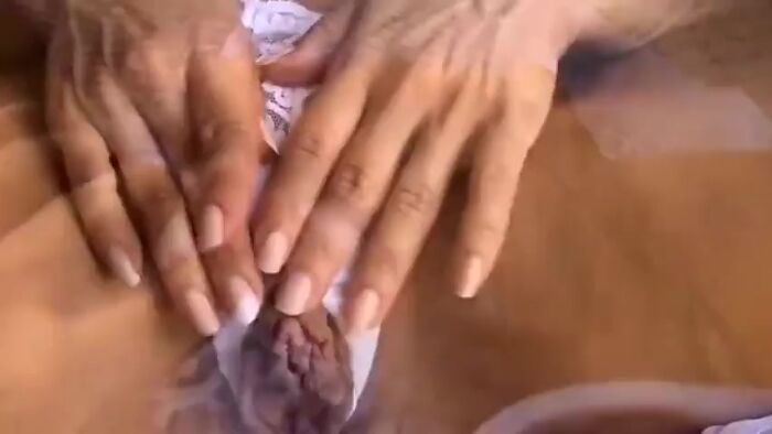 Сиськи и супер клитор