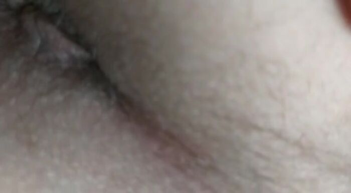 размял дырочку