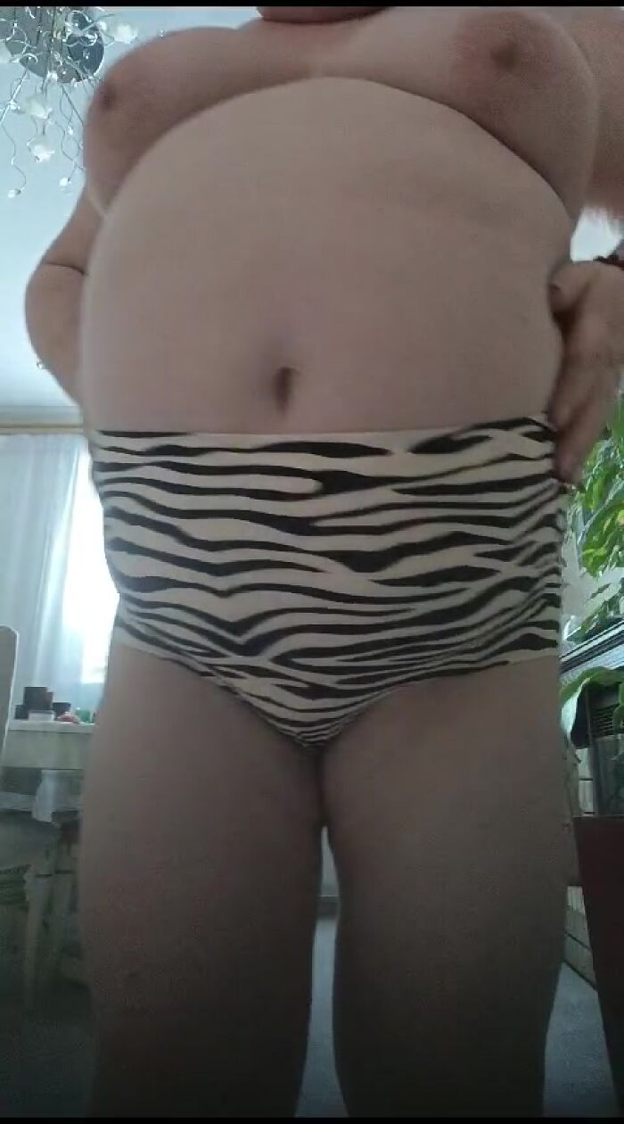 Хочет секса..