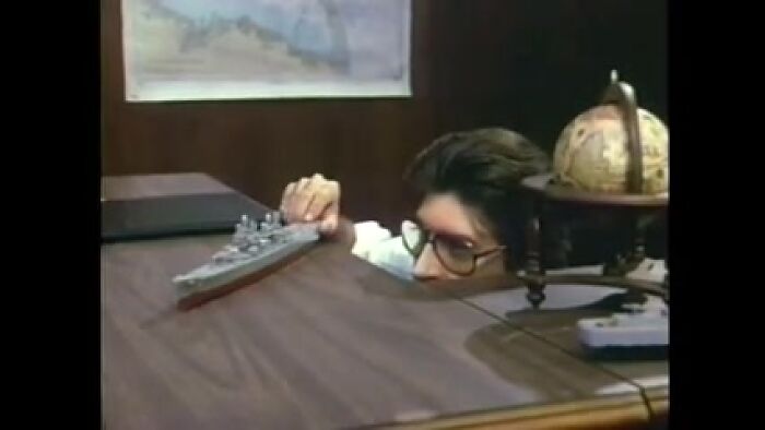 Супердевушки военно-морского флота (1984)