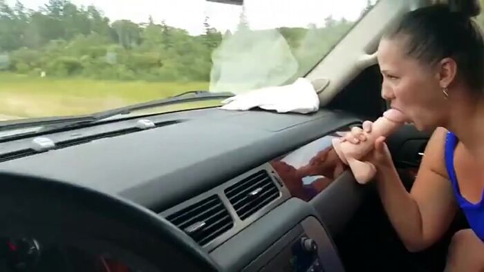 В машине раком