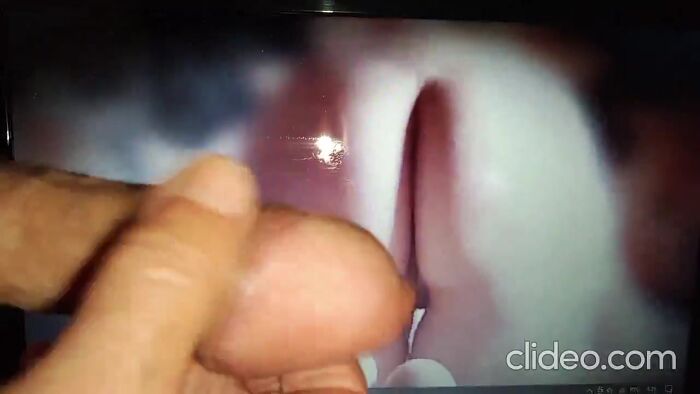 Насадить сучку.. ммм