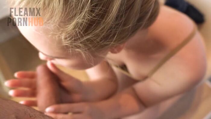 Нежно в попу