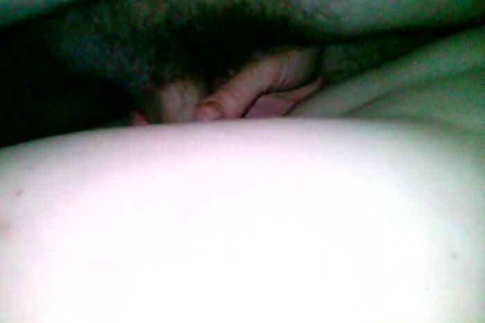 Любит когда кончают в ротик