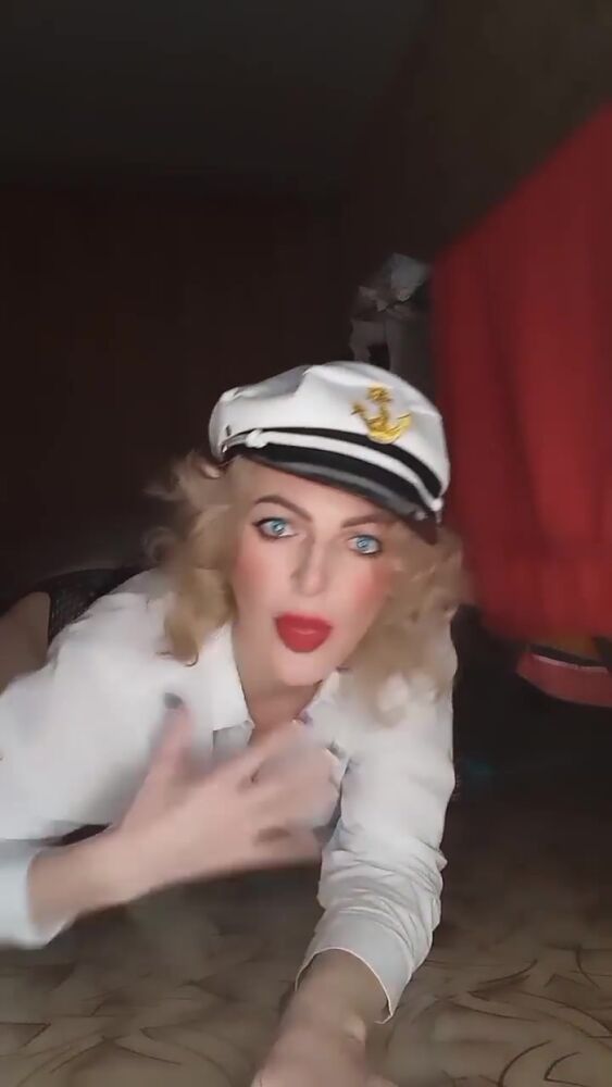 Люблю игры ,  аральные ласки Куни и многое другое