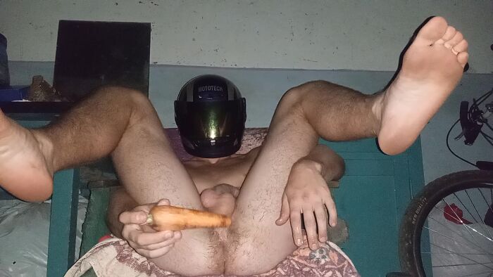 Ебу себя морковкой!