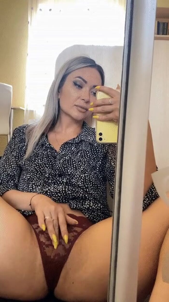 Я хочу, чтобы ты трахнул меня очень жестко