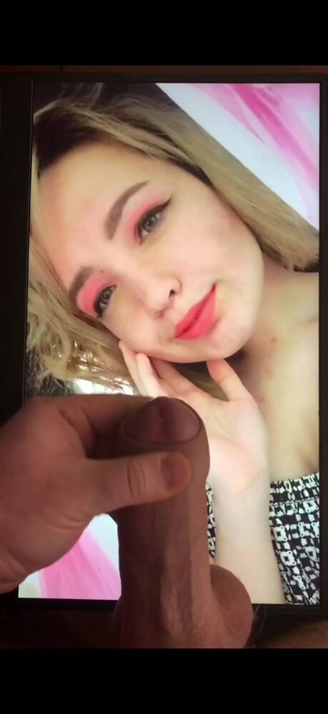 Кончил на фото