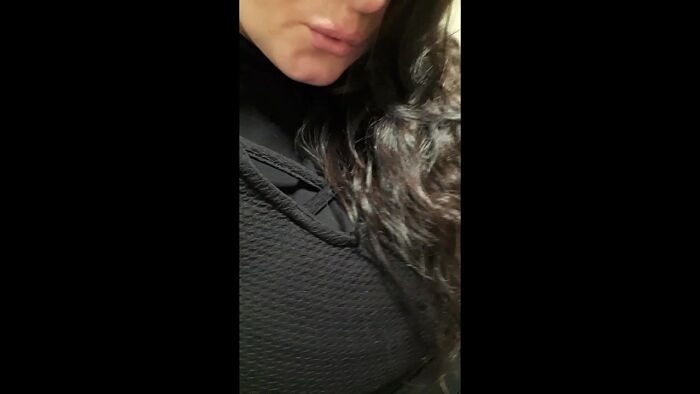 СМОТРИТЕ МОИ ВИДОСИКИ В АЛЬБОМЧИКАХ ТАМ МНОГО ИНТЕРЕСНОГ