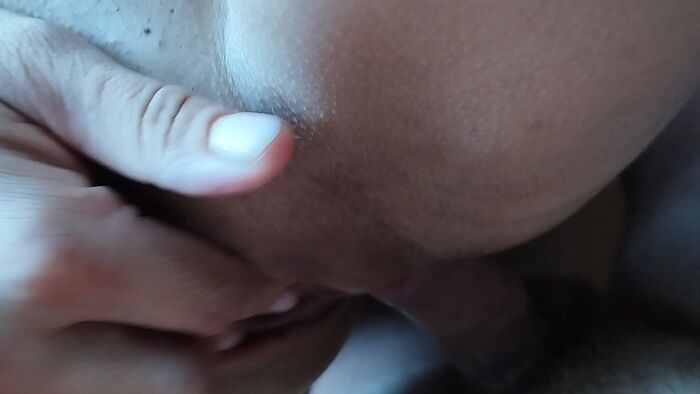 Шлюха кончает от анала!