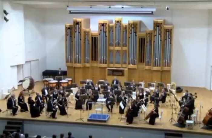 Солістка Зверева