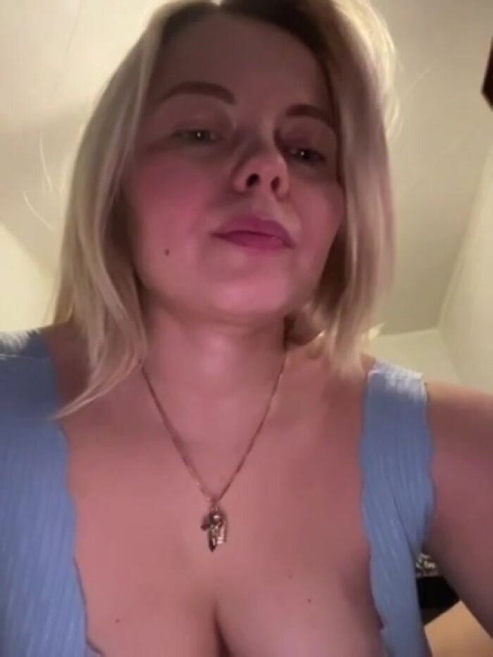 Киска крупным планом с WEB камер