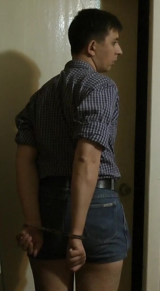 jimkaboy в наручниках