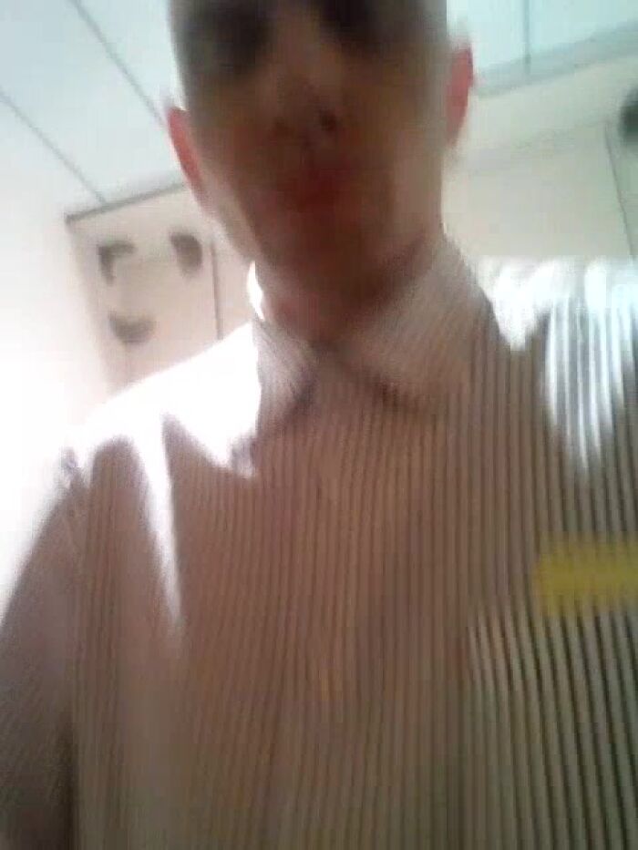 В аэропорту жду вылета