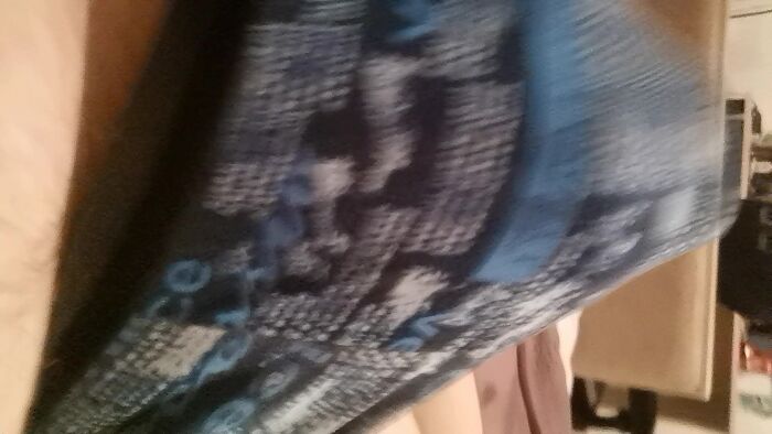 Агрессивная дрочка в трусах