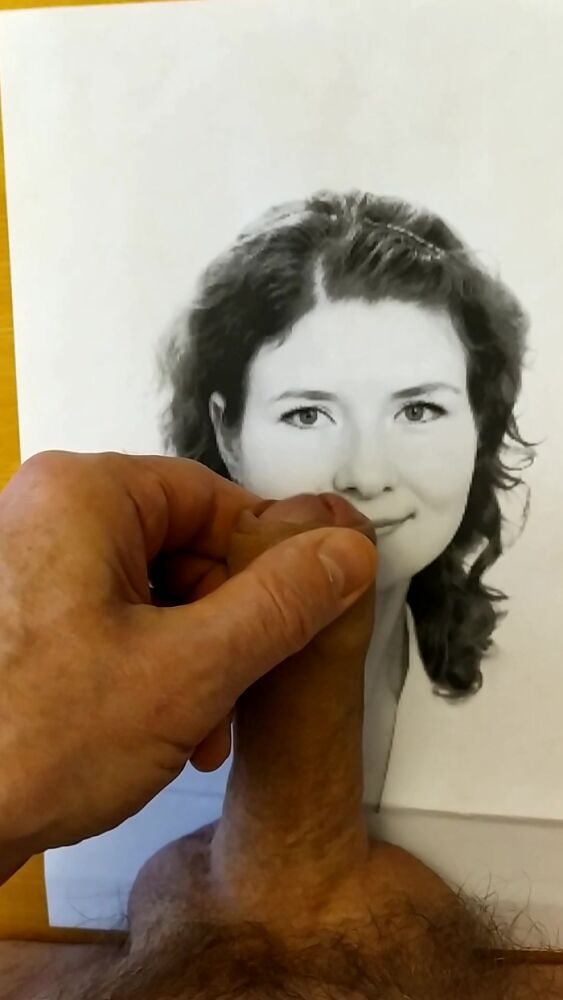 дрочу на Марию