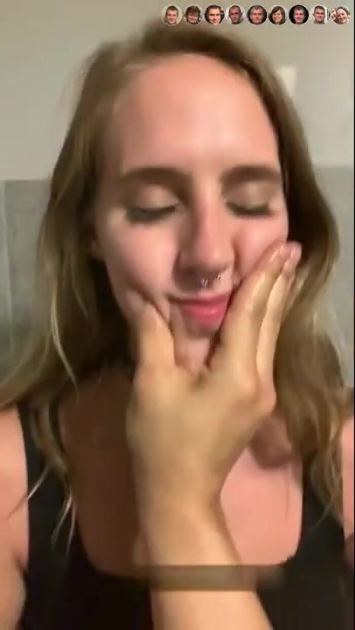 Послушная нижня блядь