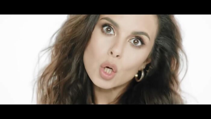 Настя Каменских - попа как у Ким