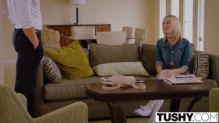 Она очень хотела проеб в жопу.