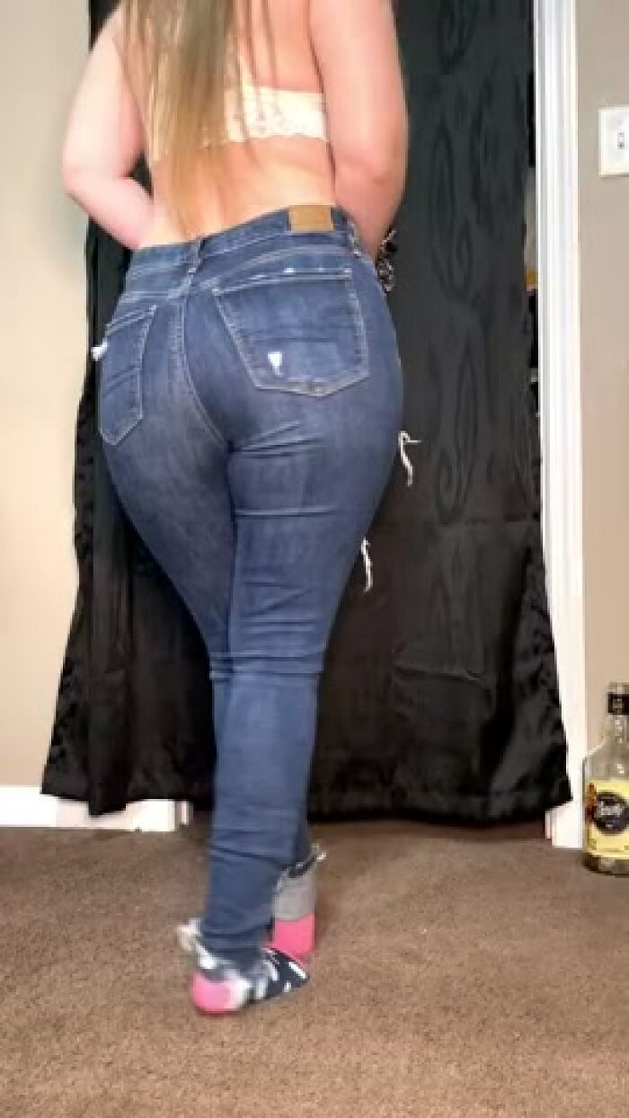 Хочу ебаться