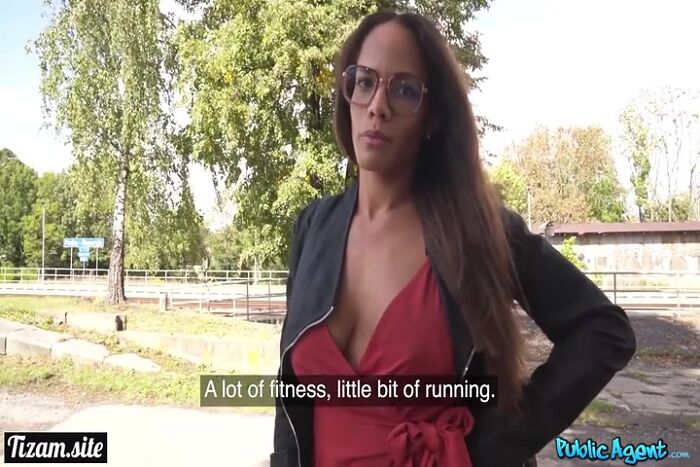 Француженка на прогулке