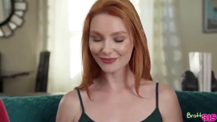 Сказала еби ее