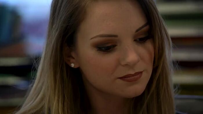 Тиффани, страсть к подчинению (2021) с русским переводом