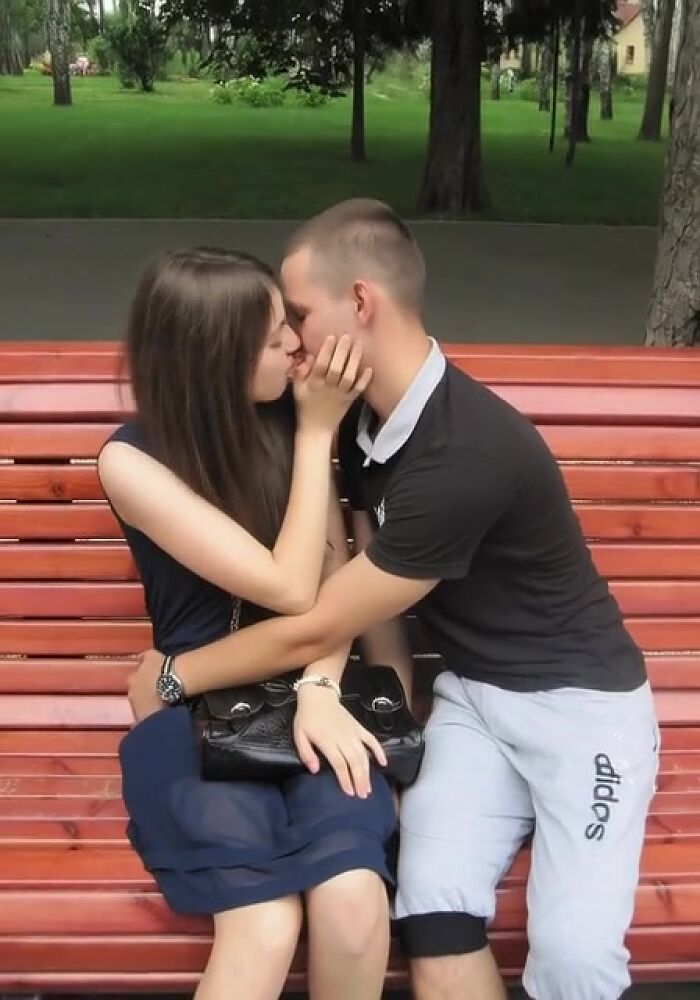 Поцелуй в парке