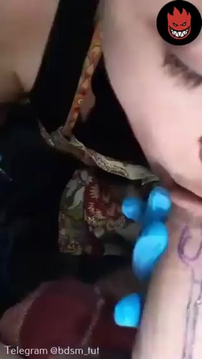 Норм тату мастер, и больно сделает и пожалеет ????