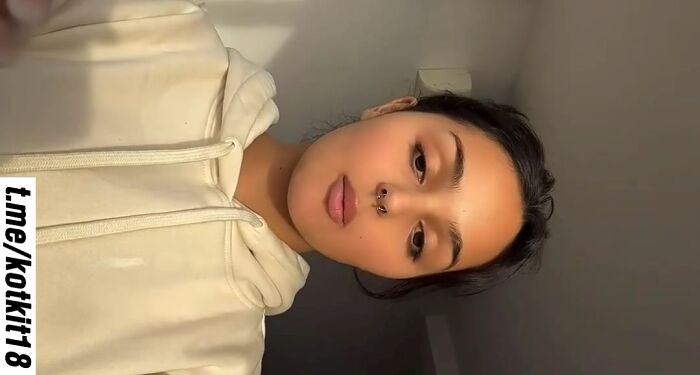 Засвет сисек