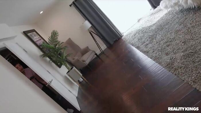 Ебется как кошка