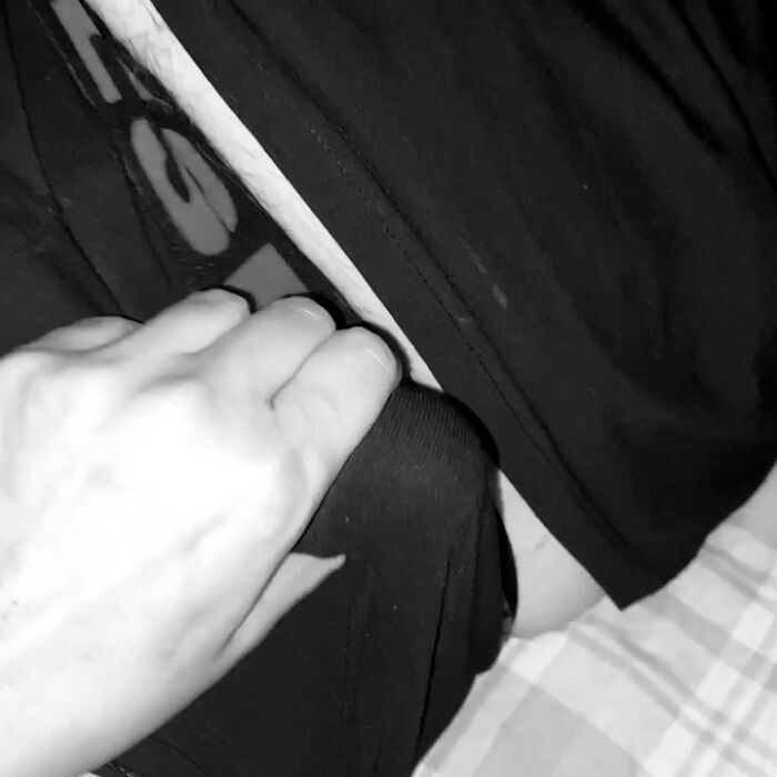 Моя девушка решила поиграть с моим членом