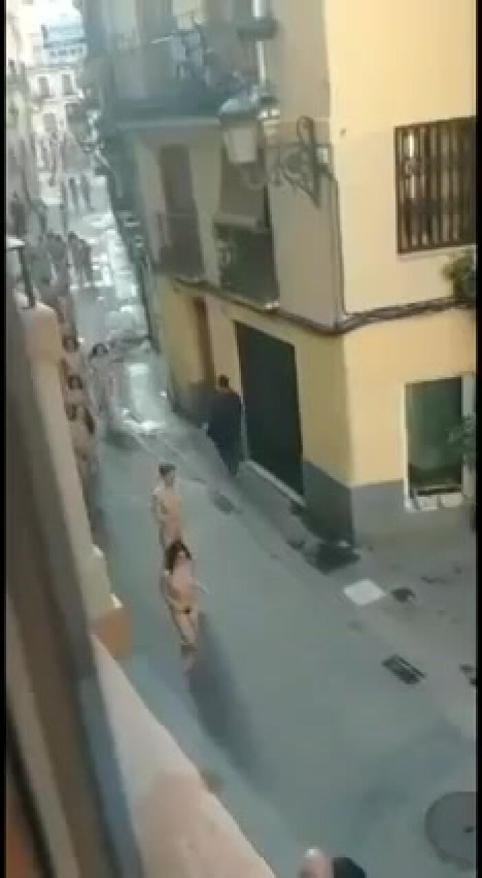 Марафон обезумевших людей