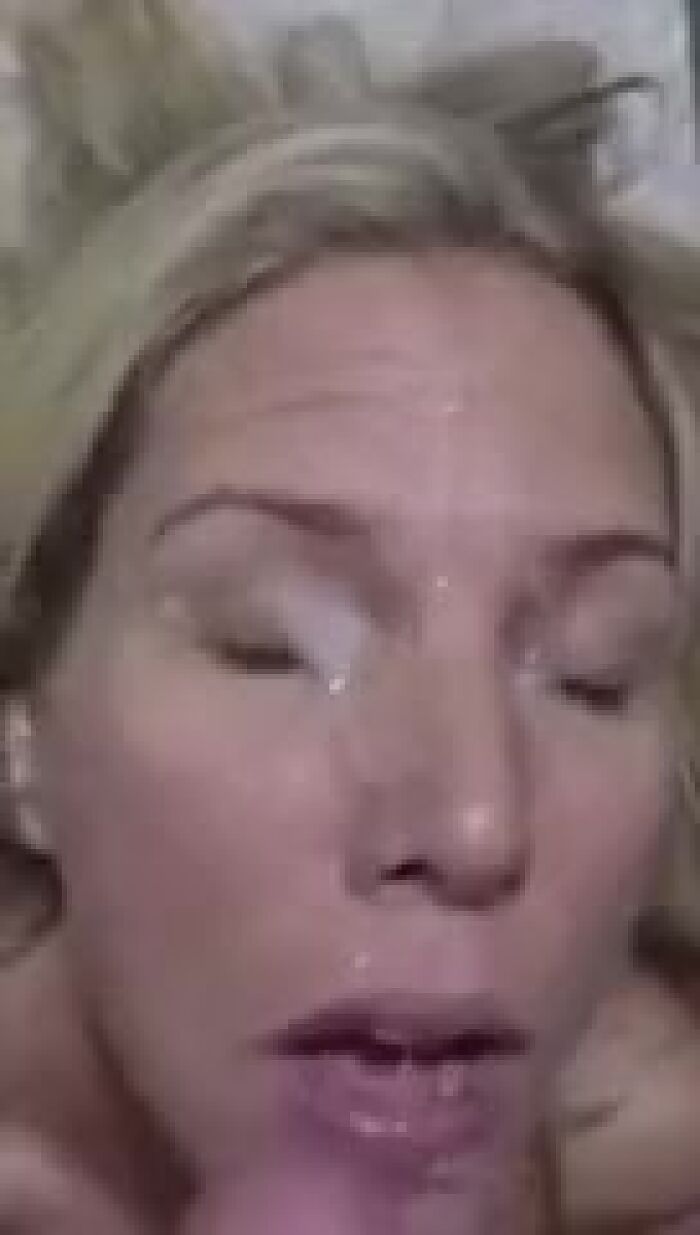 Хто б мені так залив я м послушниц