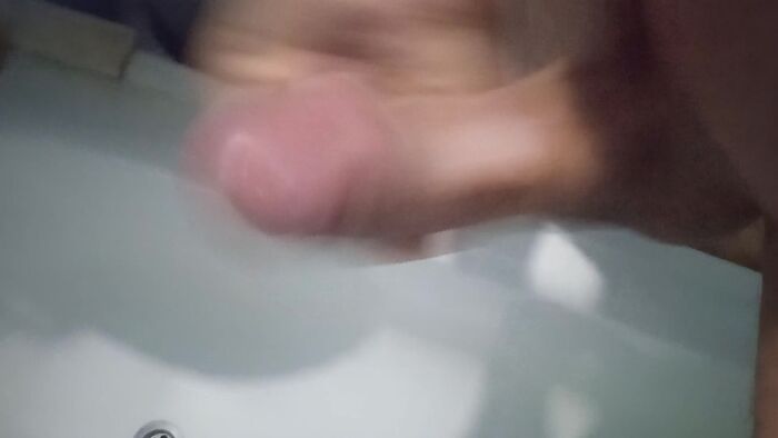 Кому полные яйца в ротик меняю на сквирт