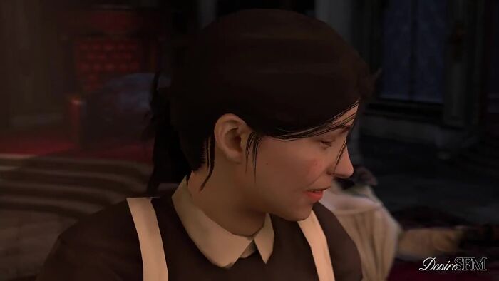 Госпожа долбит служанку мощно