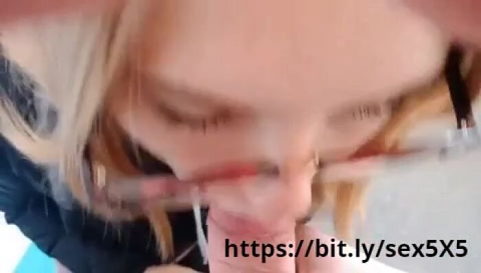 Студентку развели на минет