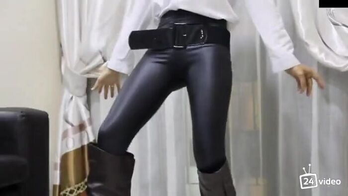 Молодость Ангела