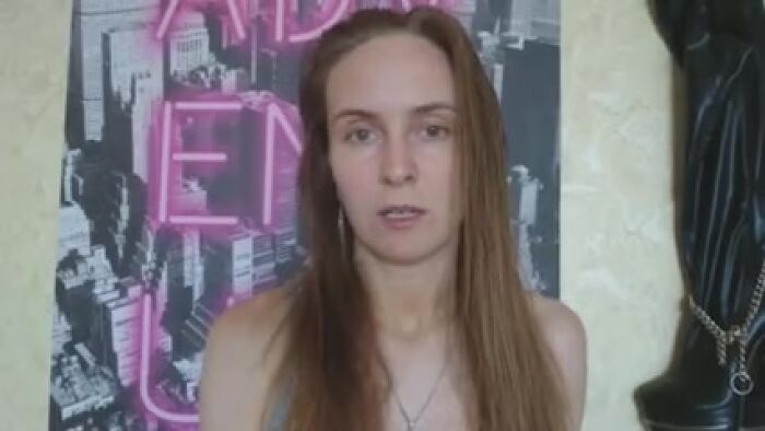 ФЕМДОМ ПО-РУССКИ 8. СТРАПОН СДЕЛАЕТ МЕНЯ ГЕЕМ?