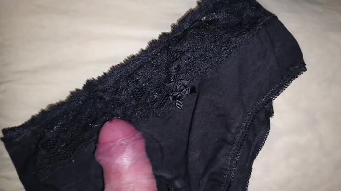 Трусь об трусики